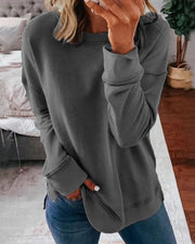 Elizabeth - Effortless Style with Solid Color Sweater