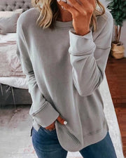 Elizabeth - Effortless Style with Solid Color Sweater
