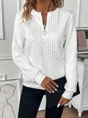 Chic Kimberly Sweater with Trendy Zipper Detail