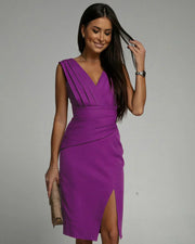Karen | Elegant Dress with Slit and V-Neck