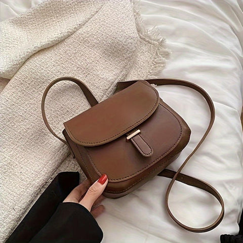 Sophia™ Vintage Charm | Chic Saddle Crossbody Bag