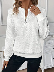 Chic Kimberly Sweater with Trendy Zipper Detail