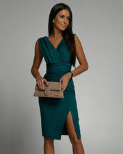 Karen | Elegant Dress with Slit and V-Neck