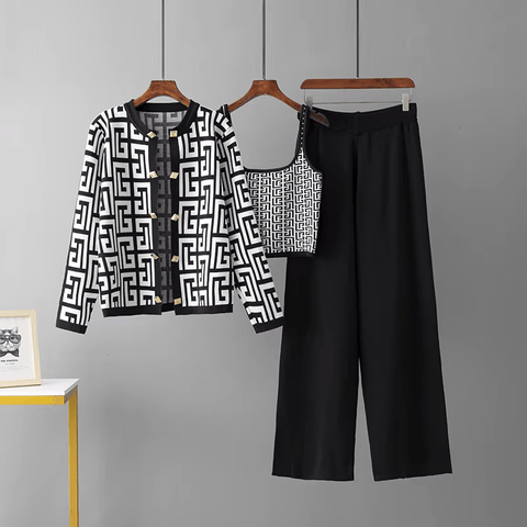 Avery™ - Chic Retro Maze Plaid O-Collar 3-Piece Suit