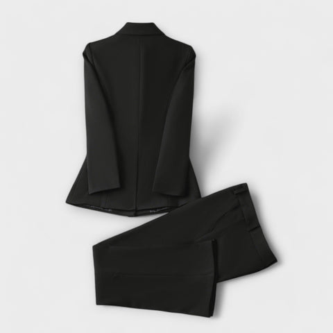 Emma™ – The Power Set That Smooths & Elongates