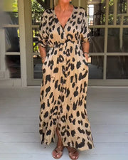 Dorthe | Stunning V-neck Leopard Dress