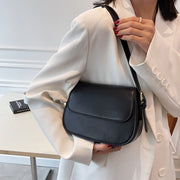 Avery™ Classic Saddle - Crossbody Bag