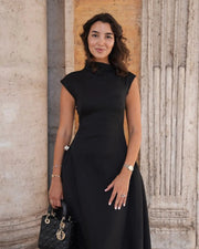 Lila™ - Chic Flowing Maxi Dress