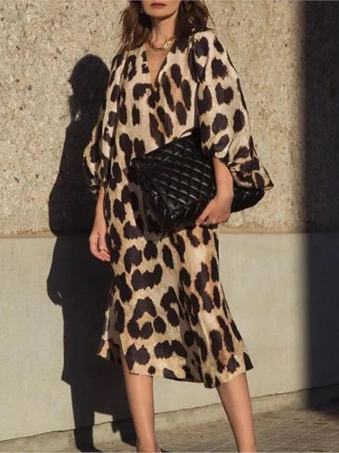 Emma™ - Chic Leopard Print Dress
