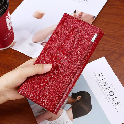 Madison™ Wallet | Elegant Embossed RFID Protection